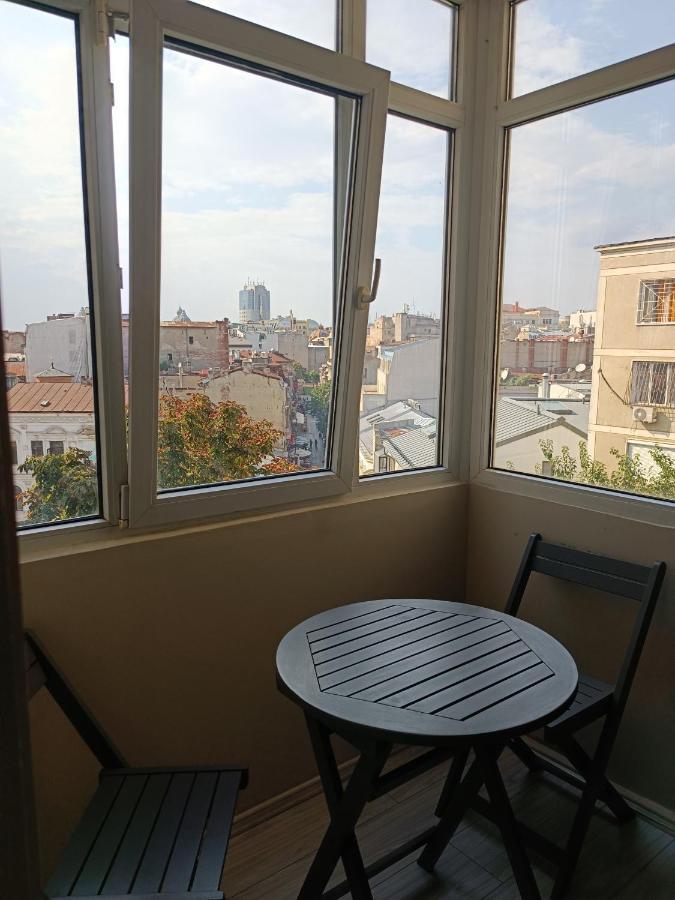 Old Town Within Appartement Boekarest Buitenkant foto